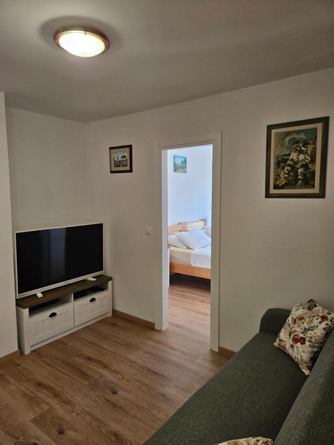 Apartman Eli Supetar Extérieur photo