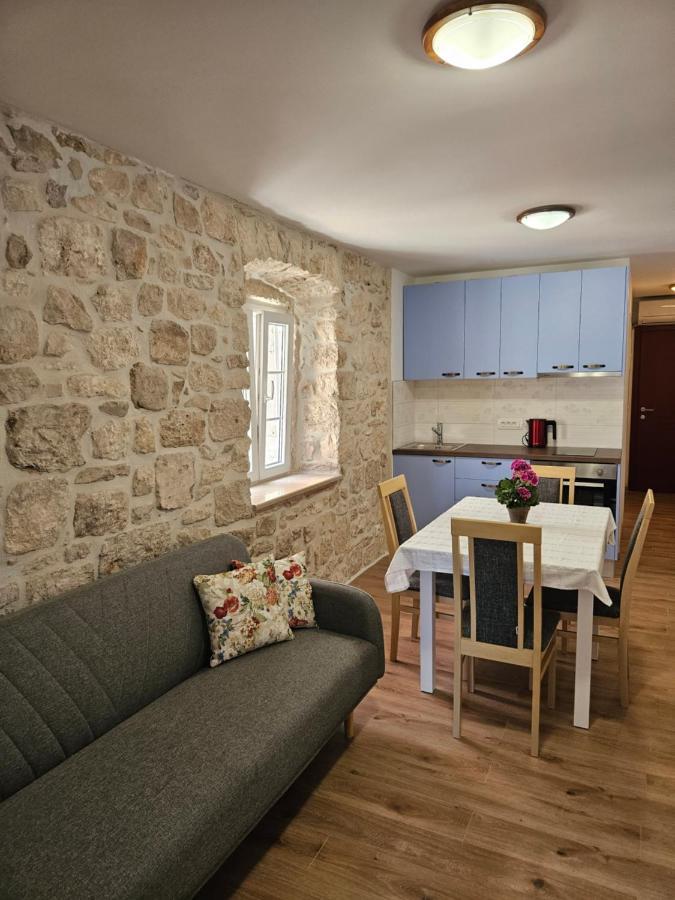 Apartman Eli Supetar Extérieur photo