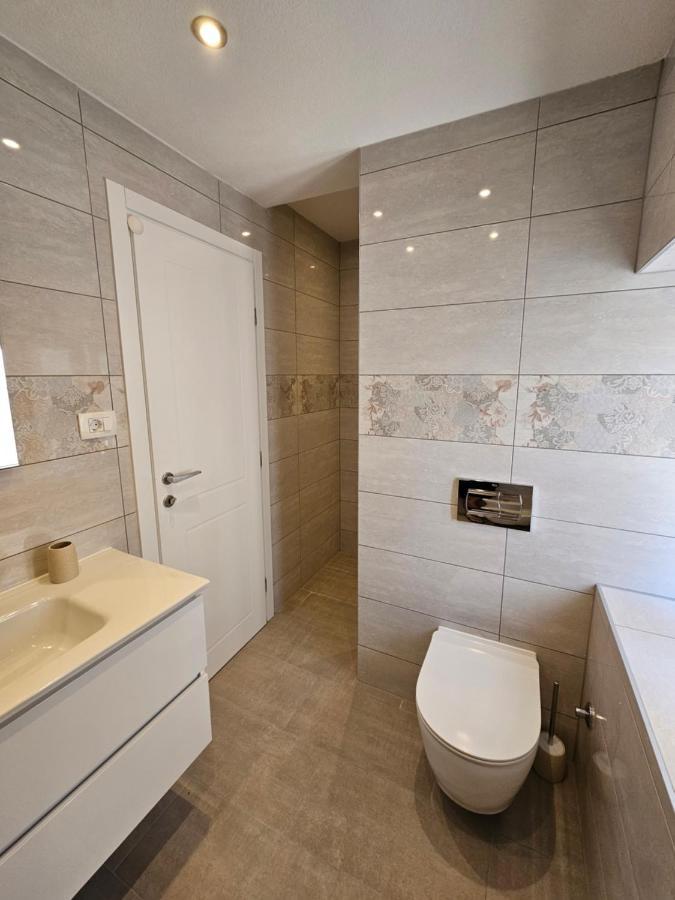 Apartman Eli Supetar Extérieur photo