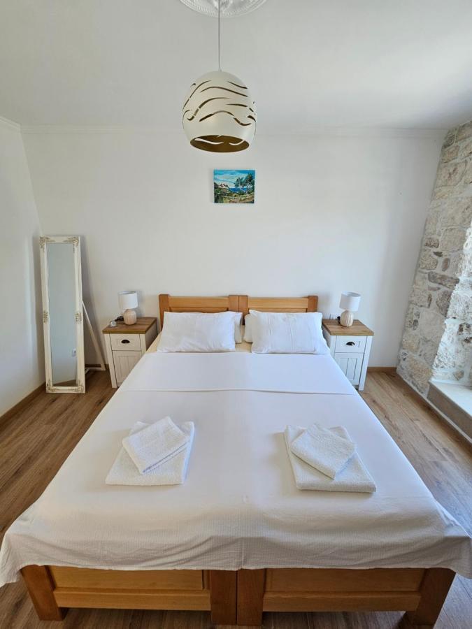 Apartman Eli Supetar Extérieur photo