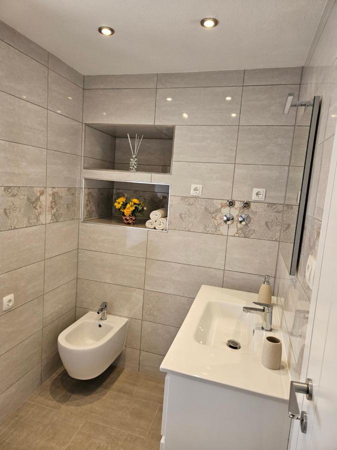 Apartman Eli Supetar Extérieur photo