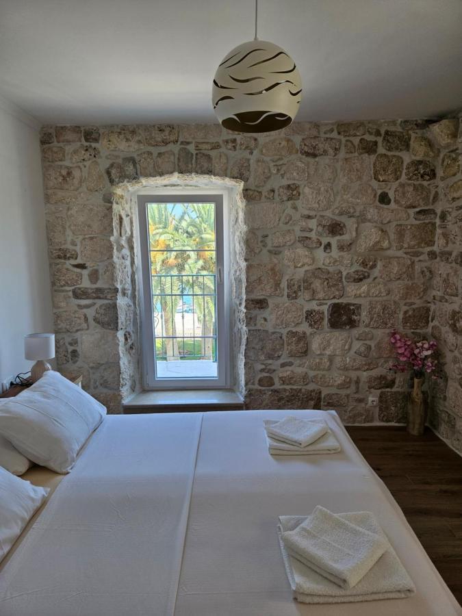 Apartman Eli Supetar Extérieur photo