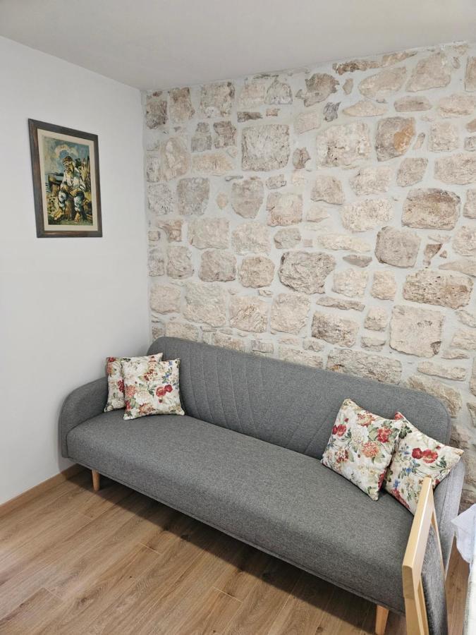 Apartman Eli Supetar Extérieur photo